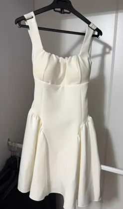 New Elegancka sukienka