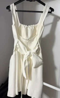 New Elegancka sukienka