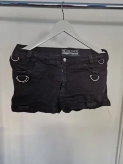 Clearance EMP Chemical niittishortsit