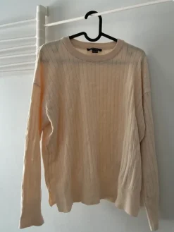 Discount Esmara oloasu, M