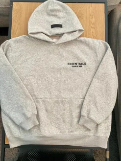 Best Essentials Fear of God Hoodie - Grey - Size M (Kuin uusi)