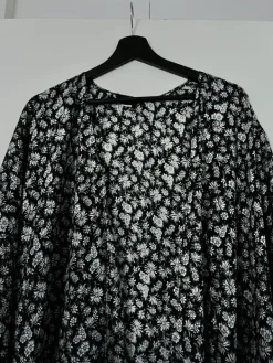 Clearance Even&Odd kimono