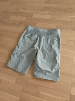 Sale evoc pyöräilyshortsit