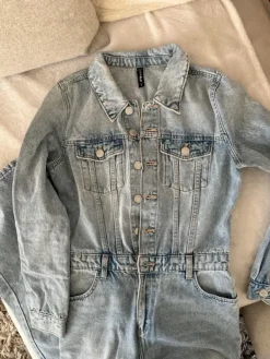 Hot New Yorker Farkkuhaalari