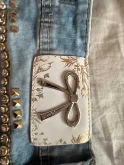 Discount En tiedä farkkushortsit