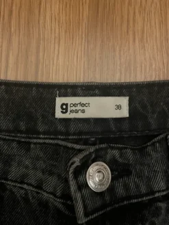 Clearance Gina Tricot farkut