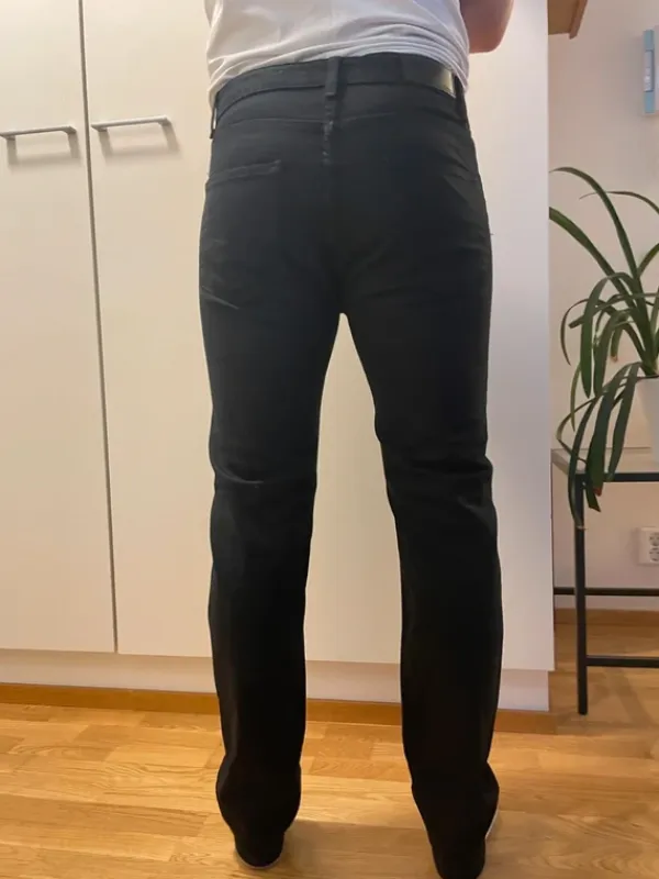 Hot Farkut Dressmann