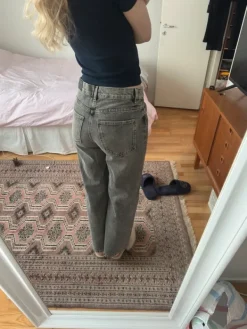 Sale Gina Tricot Farkut ”timanteilla”