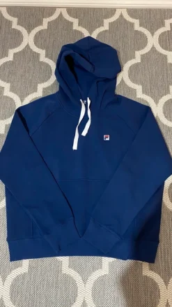 New FILA huppari