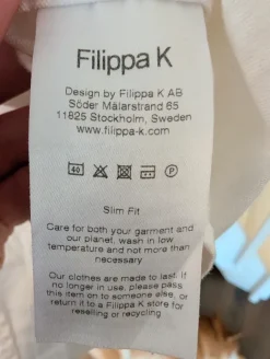 Discount Filippa K kauluspaita