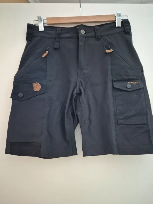 Best Fjällräven Nikka shorts