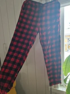 Clearance Pier One Flanellihousut