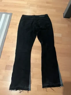 Discount BoohooMAN Flared jeans