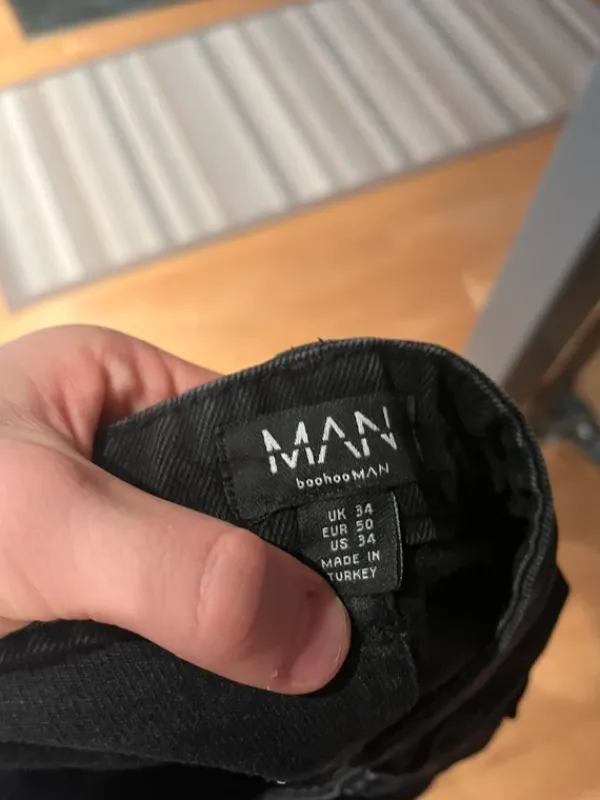 Discount BoohooMAN Flared jeans