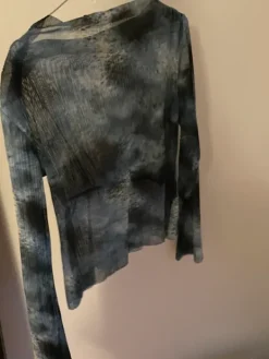 Clearance & Other Stories Flot top fra