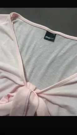 Discount Gina tricot blouse