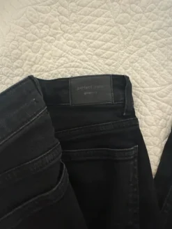 Clearance Gina Tricot flare jeans