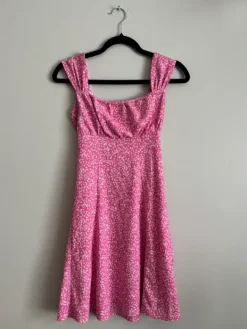 Clearance Gina Tricot kesämekko