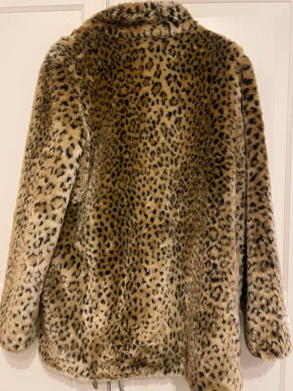 Sale Gina tricot leotekoturkis