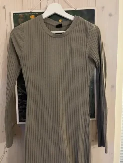 Sale Gina Tricot mekko