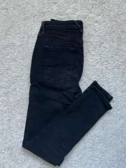 Clearance Gina Tricot , perfect jeans