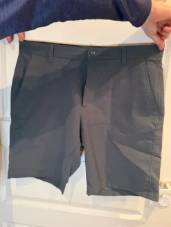 Discount Under Armour Golf shortsit