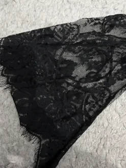 Online Gotycki gorset z koronkowymi rękawami wiązany przebranie overbust M goth