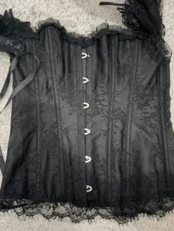 Online Gotycki gorset z koronkowymi rękawami wiązany przebranie overbust M goth