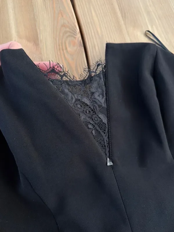 Outlet GUESS olkaimeton haalari