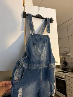 Online FB Sister Haalarit