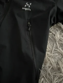 Best Haglöfs tuulitakki