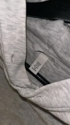 Discount harmaa huppari