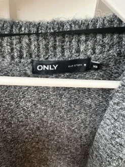 Clearance Harmaa neule