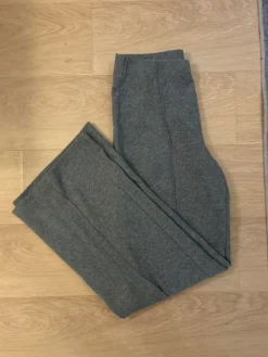 Clearance Stradivarius Harmaat housut M