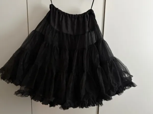 Best Hell Bunny tylli