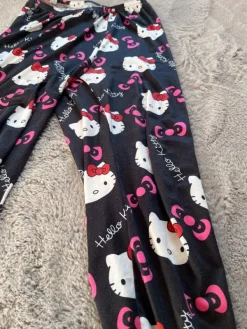 Online Hello Kitty housut S