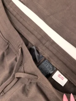 Clearance H&M Helt ny pyjamas från – stl L (med prislapp)