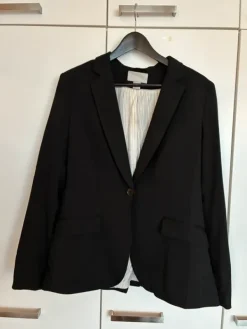 Discount H&M bleiseri musta