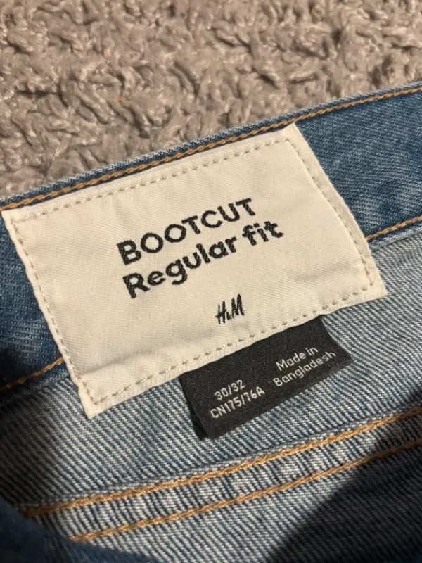 Online HM Bootcut miesten farkut