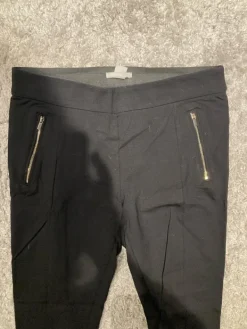 Outlet H&M joustavat housut