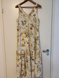 Hot H&M Mama äitysmekko koko M