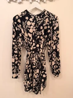 Online H&M Mama raskaustunika