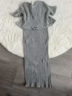 Online H&M Mama ribbi lyhyt t-paita + kynähame koko M