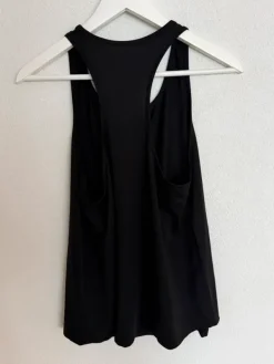 Hot H&M Mama treenitoppi