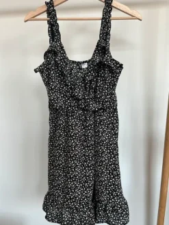 Outlet H&M mekko. ( dress)