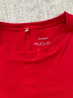 Hot HM Move treenipaita M