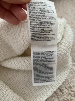 New H&M naisten paita