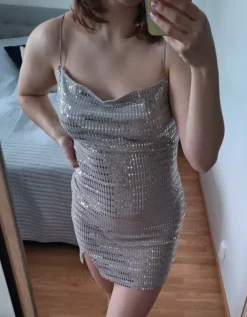 Hot H&M Naruolkaiminen paljettimekko