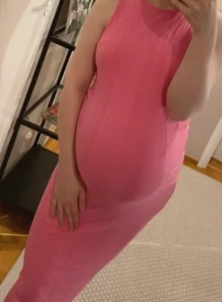 Hot H&M Mama H&M pinkki raskausmekko