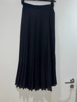 Online H&M pliseerattu maksihame